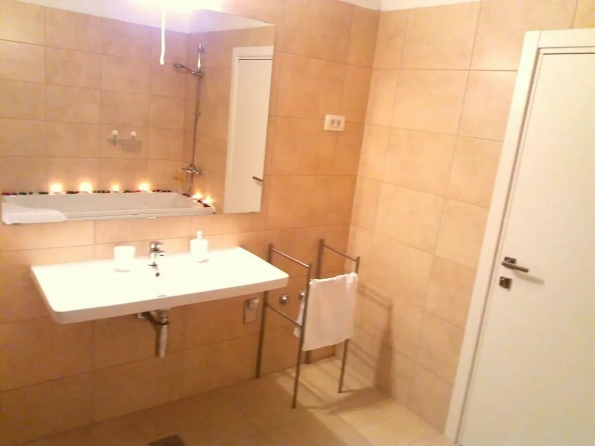 Apartments Mestrovic Lopar