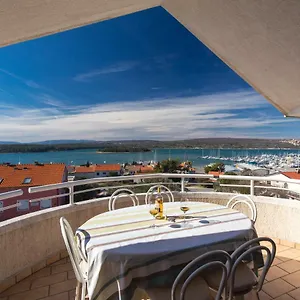Appartamento Paradiso, Punat