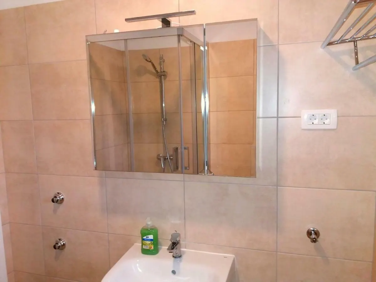 Apartments Mestrovic Lopar