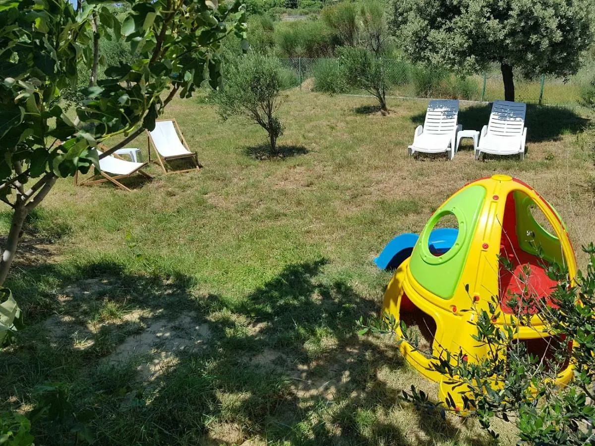 Apartments Mestrovic Lopar